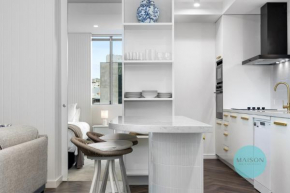 Chic Honeysuckle Apartment, Newcastle